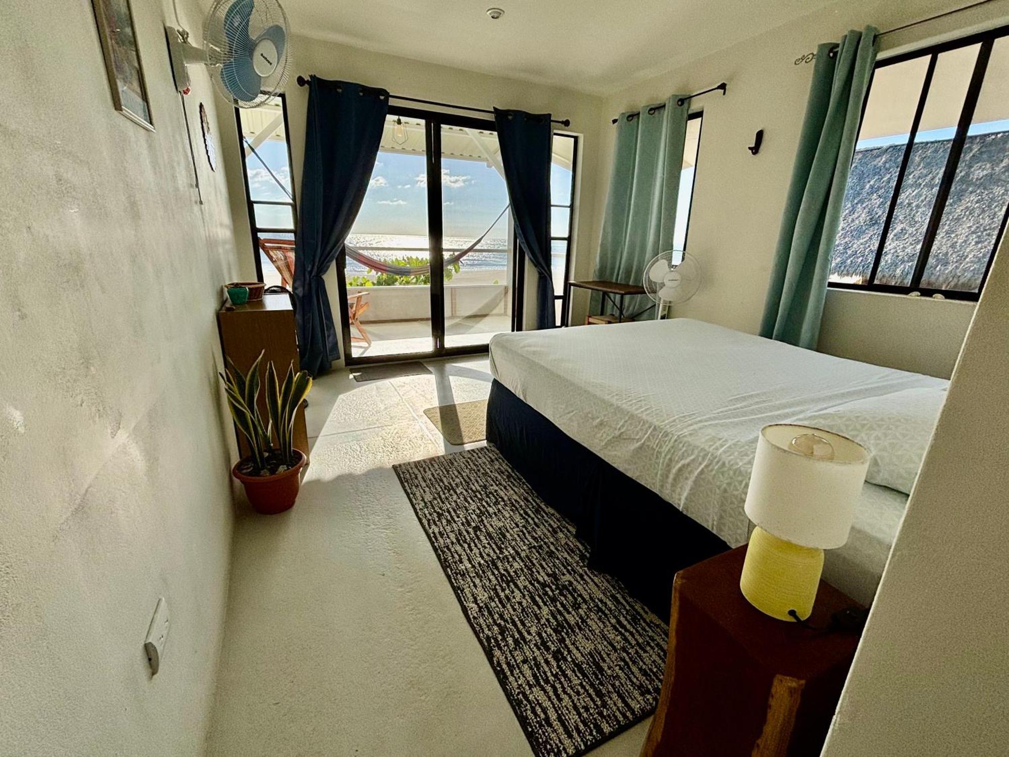 Stella Mar Oceanfront Hotel Попойо Екстериор снимка